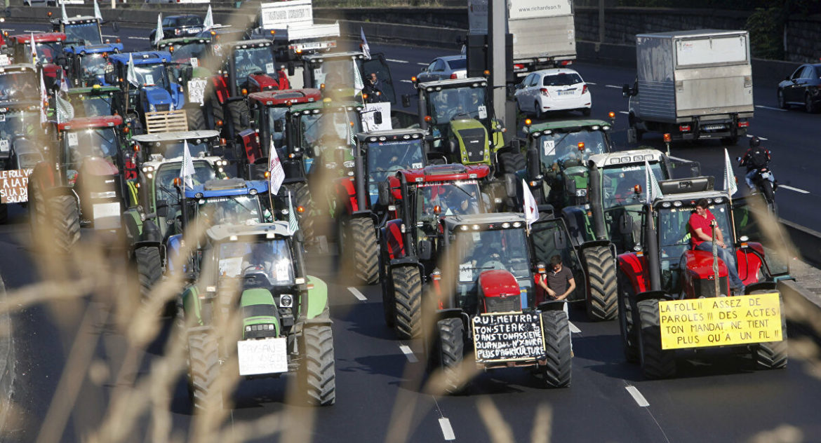 Tractors descend on Parliament ahead of the Agriculture Bill’s return to the Lords