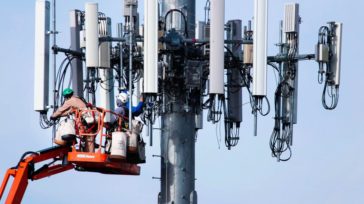 Green light for more phone masts