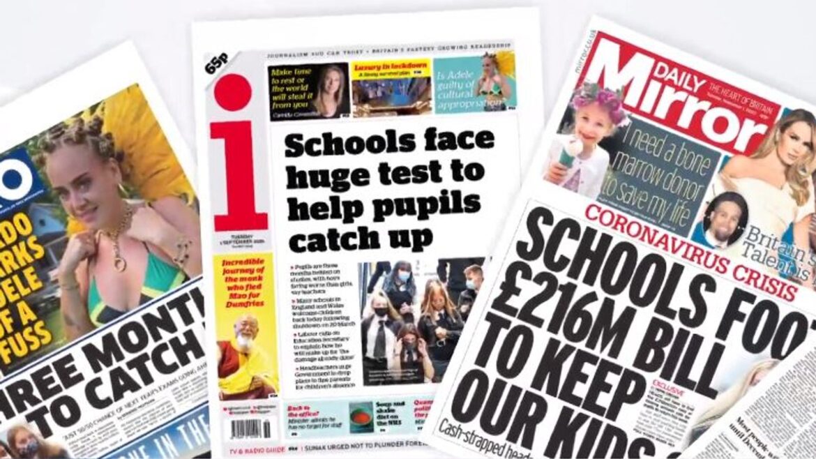 JOURNALISTS ON STRIKE